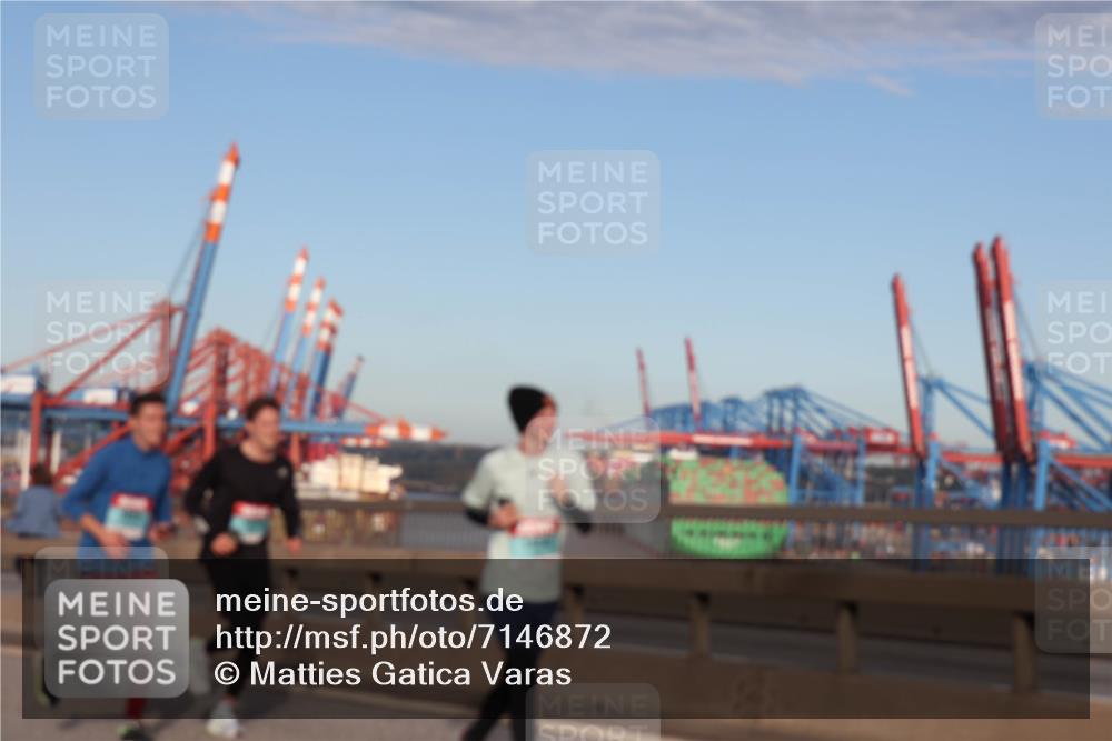 03.10.2024 - Köhlbrandbrückenlauf Matties Gatica Varas http://msf.ph/oto/7146872 03.10.2024 09:42:37 Position 2  meine-sportfotos.de