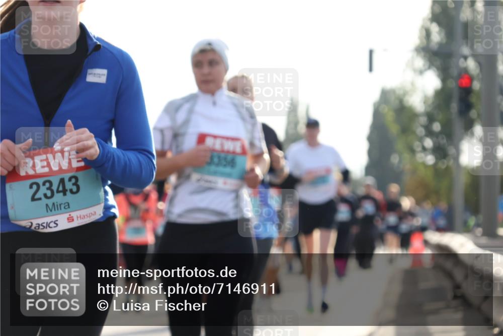 03.10.2024 - Köhlbrandbrückenlauf Luisa Fischer http://msf.ph/oto/7146911 03.10.2024 09:22:21 Position 3 2343, 3356 meine-sportfotos.de