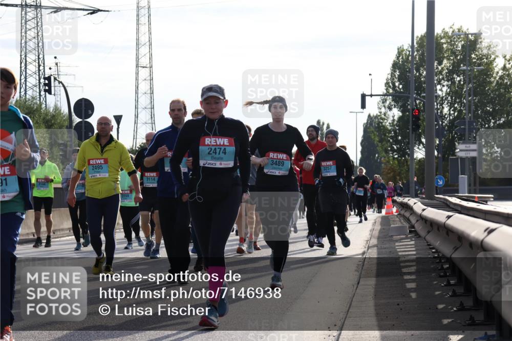 03.10.2024 - Köhlbrandbrückenlauf Luisa Fischer http://msf.ph/oto/7146938 03.10.2024 09:22:36 Position 3 91, 3144, 2495, 3159, 3114, 2474, 3489, 3257 meine-sportfotos.de