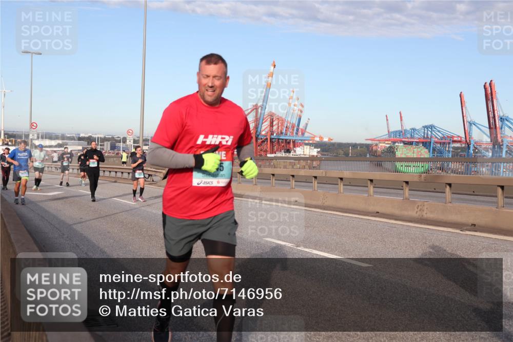 03.10.2024 - Köhlbrandbrückenlauf Matties Gatica Varas http://msf.ph/oto/7146956 03.10.2024 09:42:42 Position 2  meine-sportfotos.de