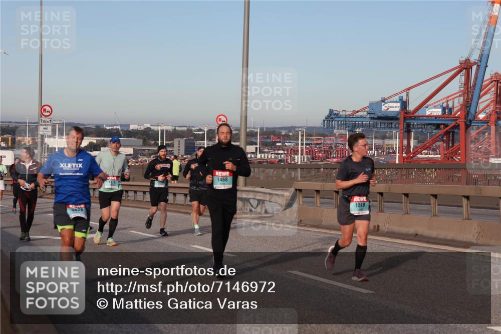 03.10.2024 - Köhlbrandbrückenlauf Matties Gatica Varas http://msf.ph/oto/7146972 03.10.2024 09:42:44 Position 2 1500, 3628, 1376, 1468, 1819 meine-sportfotos.de