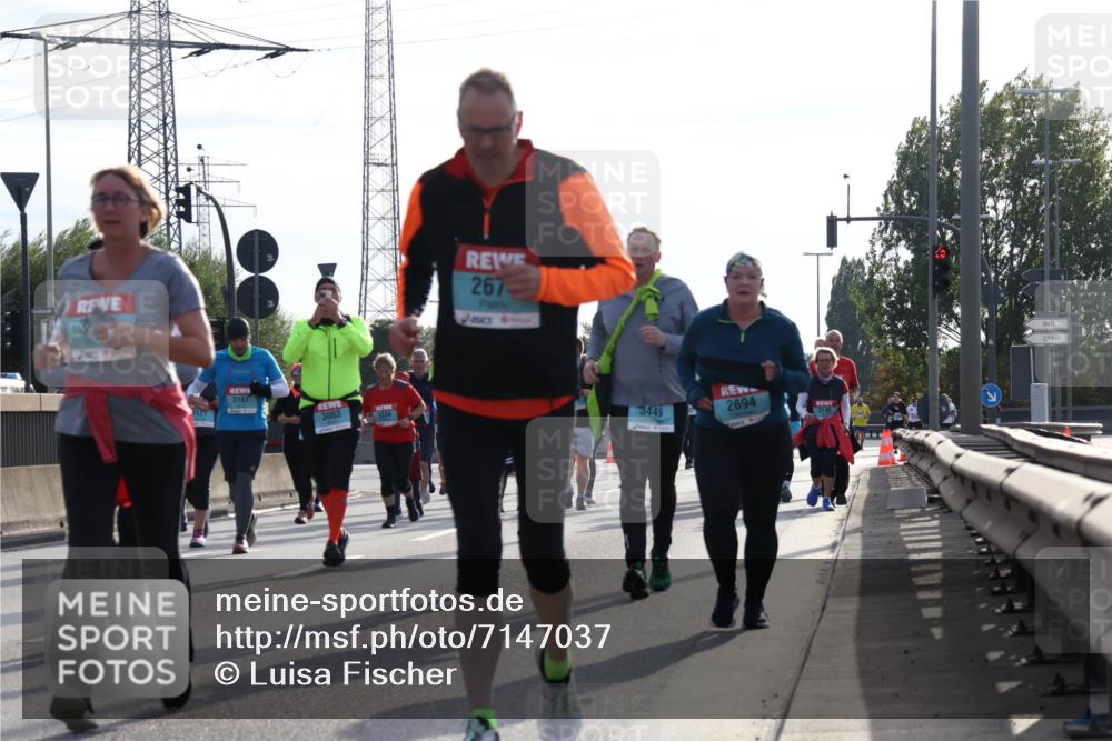 03.10.2024 - Köhlbrandbrückenlauf Luisa Fischer http://msf.ph/oto/7147037 03.10.2024 09:23:06 Position 3 3167, 3121, 3063, 3334, 267, 3449, 2694 meine-sportfotos.de