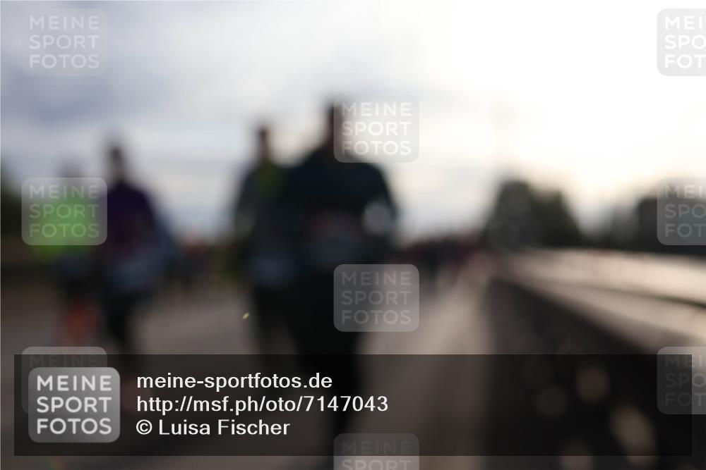 03.10.2024 - Köhlbrandbrückenlauf Luisa Fischer http://msf.ph/oto/7147043 03.10.2024 09:23:11 Position 3  meine-sportfotos.de