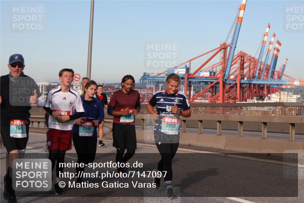 03.10.2024 - Köhlbrandbrückenlauf Matties Gatica Varas http://msf.ph/oto/7147097 03.10.2024 09:42:56 Position 2 1500, 1, 165, 2049, 1298, 2050 meine-sportfotos.de