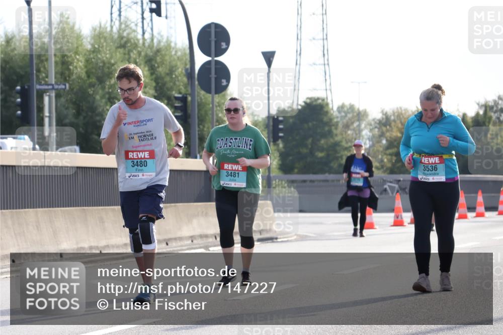 03.10.2024 - Köhlbrandbrückenlauf Luisa Fischer http://msf.ph/oto/7147227 03.10.2024 09:25:01 Position 3 29, 2024, 3480, 3481, 3536 meine-sportfotos.de