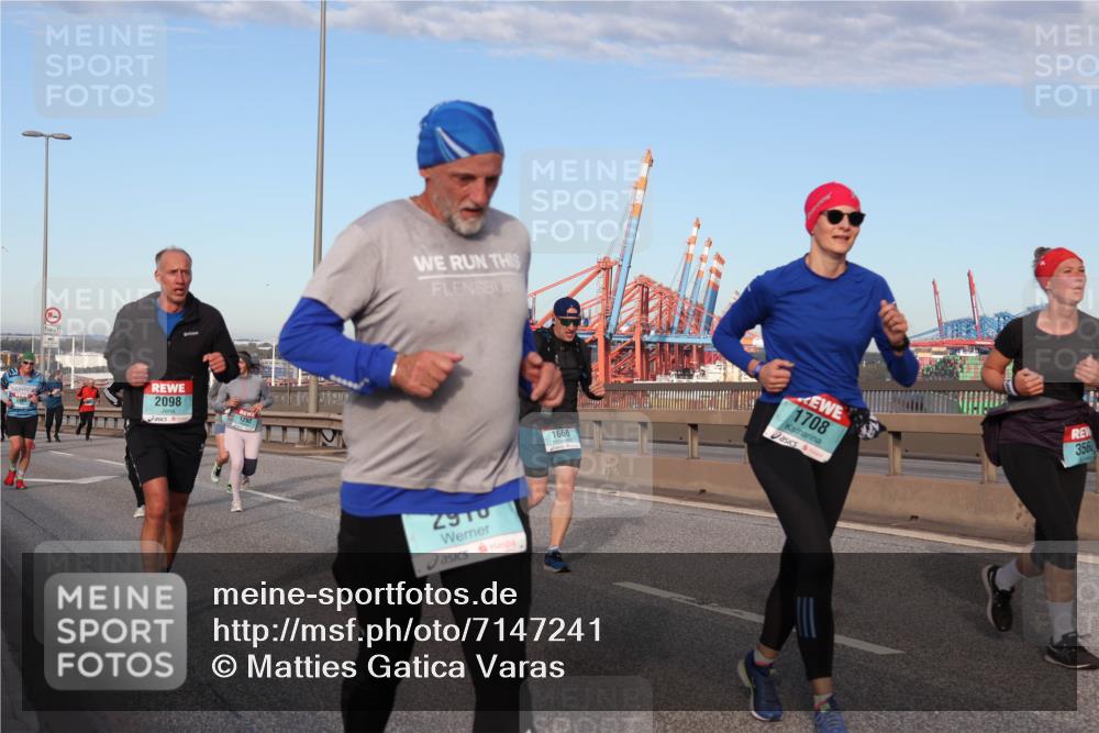 03.10.2024 - Köhlbrandbrückenlauf Matties Gatica Varas http://msf.ph/oto/7147241 03.10.2024 09:43:05 Position 2 2098, 2910, 1666, 1708, 356 meine-sportfotos.de