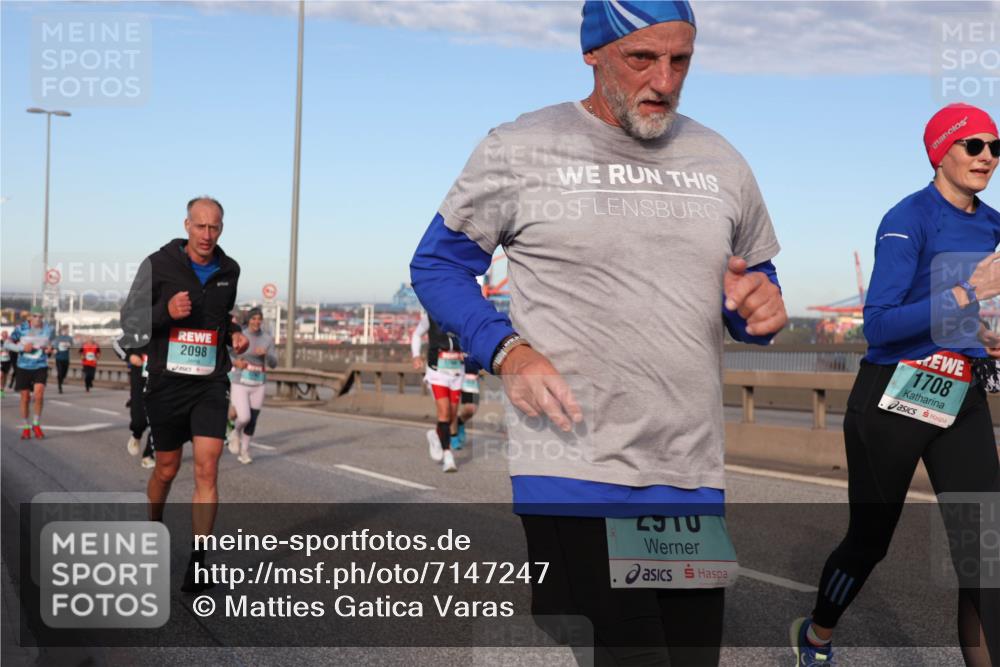 03.10.2024 - Köhlbrandbrückenlauf Matties Gatica Varas http://msf.ph/oto/7147247 03.10.2024 09:43:06 Position 2 2098, 29, 0, 1708 meine-sportfotos.de