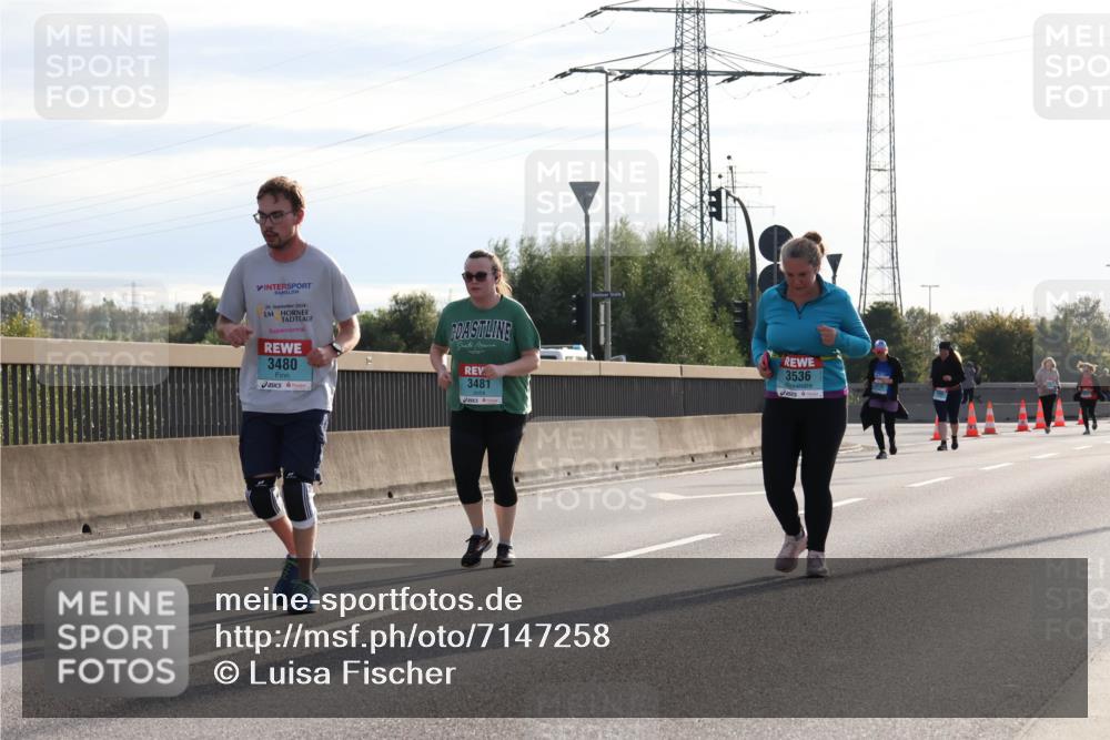 03.10.2024 - Köhlbrandbrückenlauf Luisa Fischer http://msf.ph/oto/7147258 03.10.2024 09:25:05 Position 3 29, 2024, 3480, 3481, 3536 meine-sportfotos.de