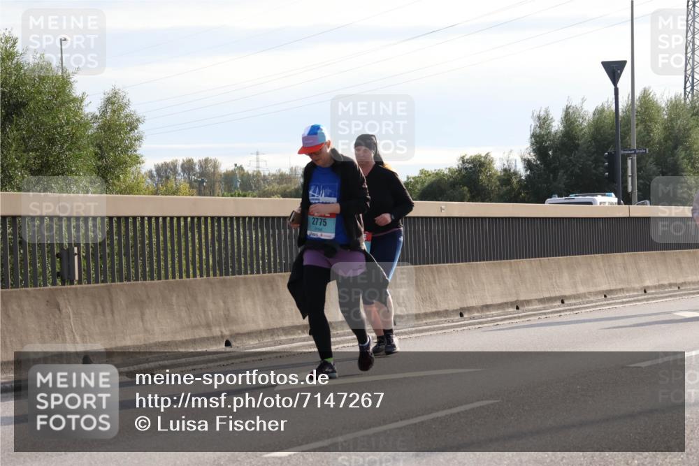 03.10.2024 - Köhlbrandbrückenlauf Luisa Fischer http://msf.ph/oto/7147267 03.10.2024 09:25:19 Position 3 2775 meine-sportfotos.de
