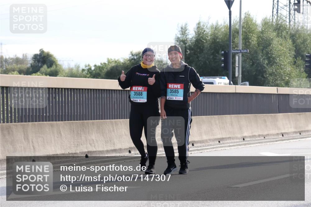 03.10.2024 - Köhlbrandbrückenlauf Luisa Fischer http://msf.ph/oto/7147307 03.10.2024 09:25:46 Position 3 3588, 3585 meine-sportfotos.de