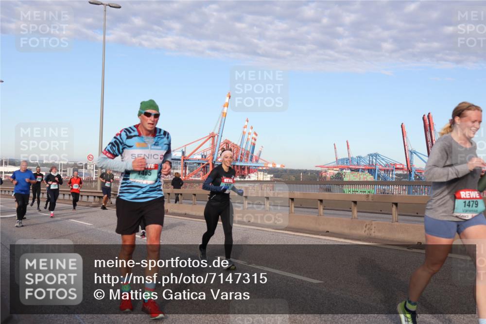 03.10.2024 - Köhlbrandbrückenlauf Matties Gatica Varas http://msf.ph/oto/7147315 03.10.2024 09:43:12 Position 2 1465, 1479 meine-sportfotos.de