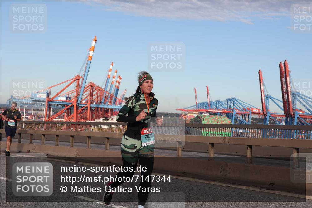 03.10.2024 - Köhlbrandbrückenlauf Matties Gatica Varas http://msf.ph/oto/7147344 03.10.2024 09:43:14 Position 2 1147, 2071 meine-sportfotos.de