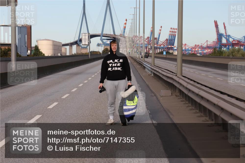 03.10.2024 - Köhlbrandbrückenlauf Luisa Fischer http://msf.ph/oto/7147355 03.10.2024 09:29:56 Position 3  meine-sportfotos.de