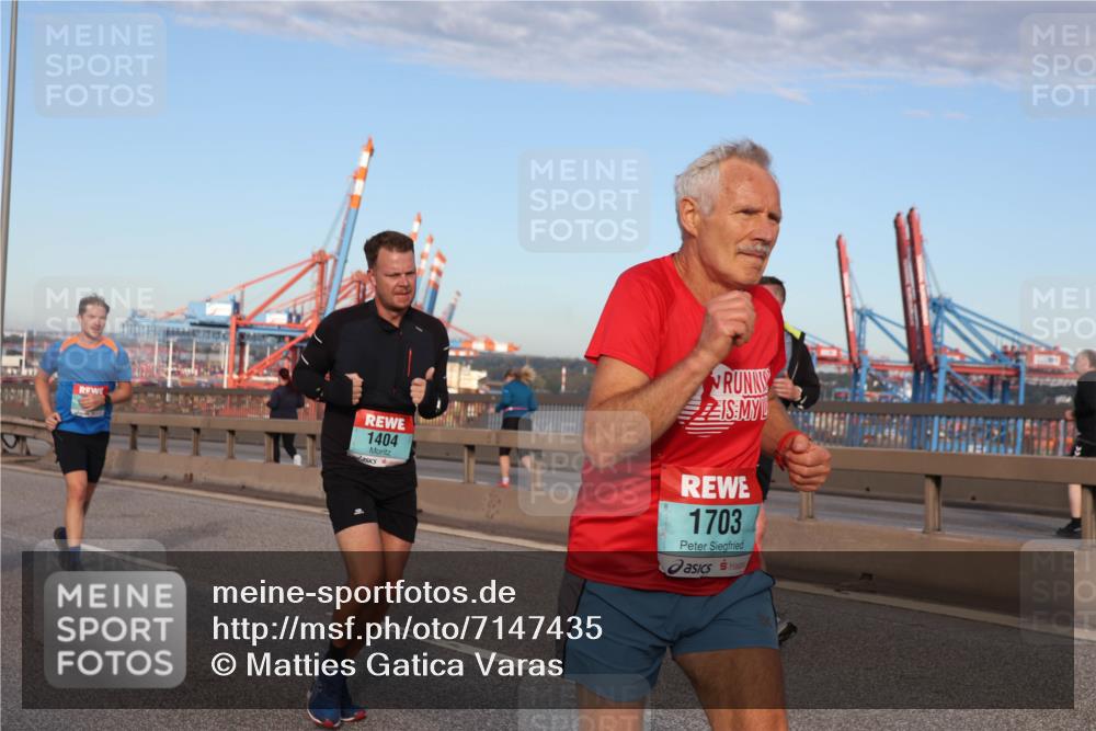 03.10.2024 - Köhlbrandbrückenlauf Matties Gatica Varas http://msf.ph/oto/7147435 03.10.2024 09:43:25 Position 2 1404, 5, 1703 meine-sportfotos.de