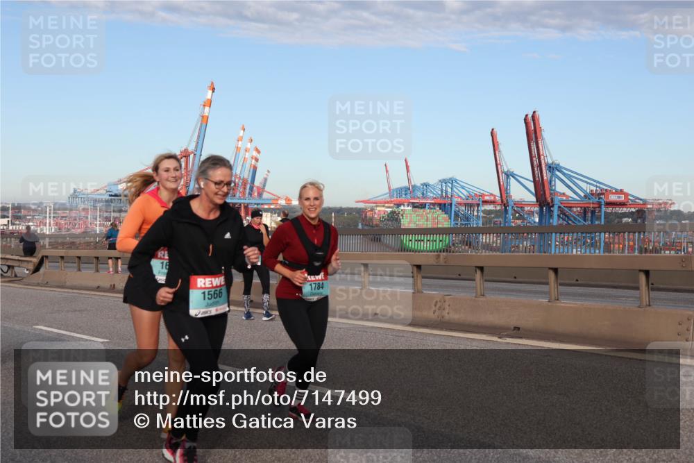 03.10.2024 - Köhlbrandbrückenlauf Matties Gatica Varas http://msf.ph/oto/7147499 03.10.2024 09:43:31 Position 2 16, 1566, 1784 meine-sportfotos.de