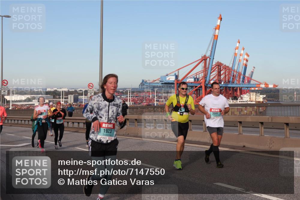 03.10.2024 - Köhlbrandbrückenlauf Matties Gatica Varas http://msf.ph/oto/7147550 03.10.2024 09:43:40 Position 2 1500, 1500, 1, 8, 1923, 3591 meine-sportfotos.de