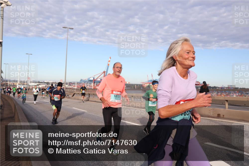 03.10.2024 - Köhlbrandbrückenlauf Matties Gatica Varas http://msf.ph/oto/7147630 03.10.2024 09:43:47 Position 2 1875 meine-sportfotos.de