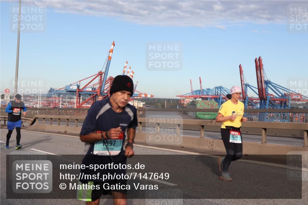 03.10.2024 - Köhlbrandbrückenlauf Matties Gatica Varas http://msf.ph/oto/7147649 03.10.2024 09:43:49 Position 2 1897, 2324 meine-sportfotos.de