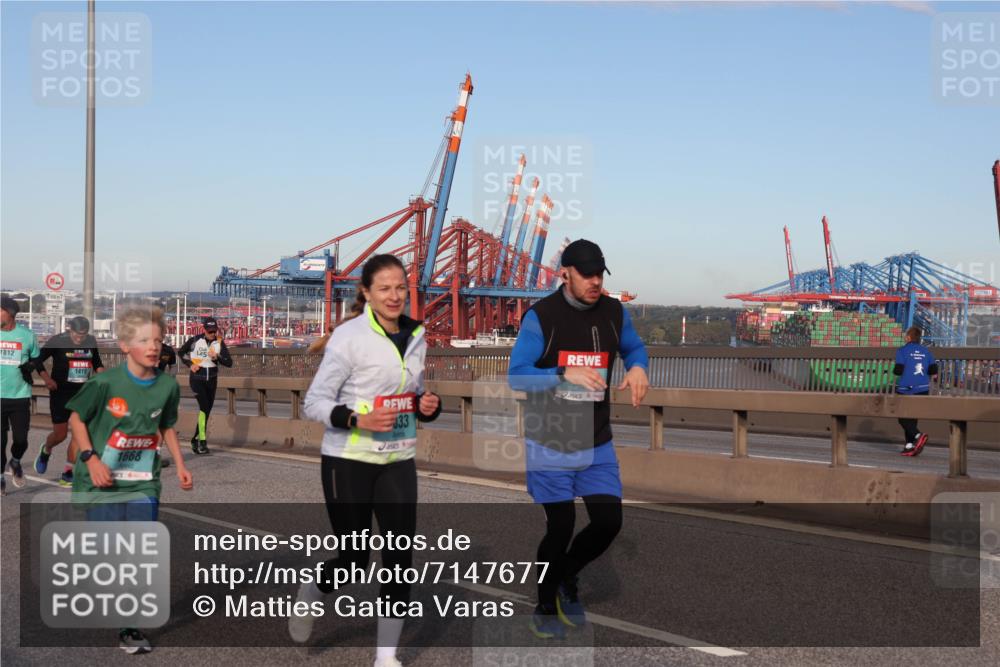 03.10.2024 - Köhlbrandbrückenlauf Matties Gatica Varas http://msf.ph/oto/7147677 03.10.2024 09:43:53 Position 2 500, 15, 1812, 1419, 1668, 6, 33 meine-sportfotos.de