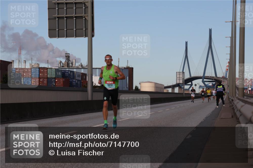 03.10.2024 - Köhlbrandbrückenlauf Luisa Fischer http://msf.ph/oto/7147700 03.10.2024 09:37:53 Position 3 1018 meine-sportfotos.de