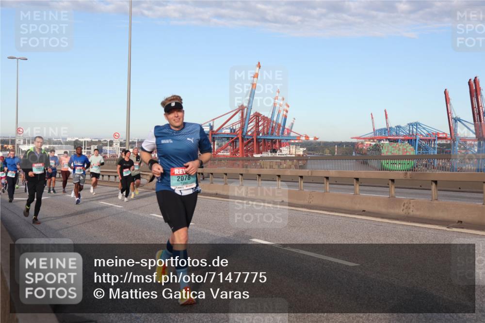 03.10.2024 - Köhlbrandbrückenlauf Matties Gatica Varas http://msf.ph/oto/7147775 03.10.2024 09:44:02 Position 2 1883, 2078 meine-sportfotos.de