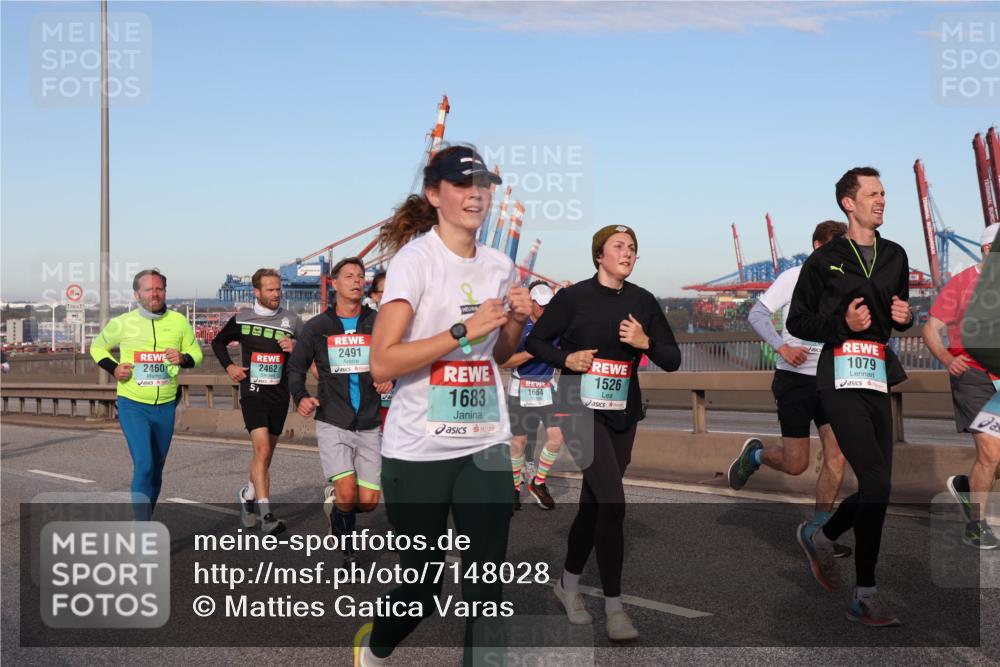 03.10.2024 - Köhlbrandbrückenlauf Matties Gatica Varas http://msf.ph/oto/7148028 03.10.2024 09:44:27 Position 2 2460, 2491, 2462, 1683, 1664, 1526, 1079 meine-sportfotos.de