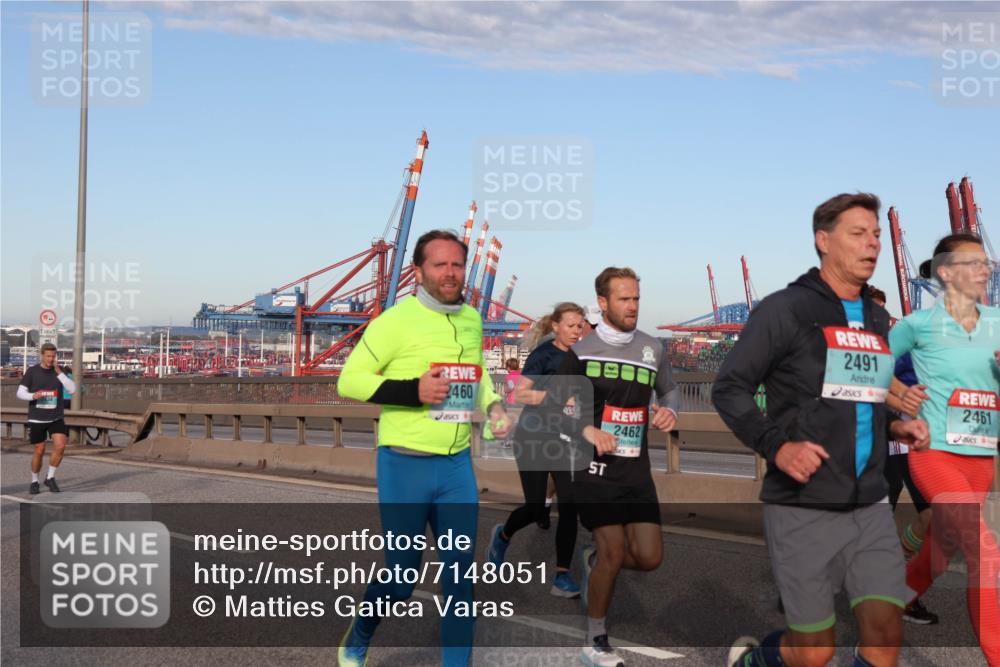 03.10.2024 - Köhlbrandbrückenlauf Matties Gatica Varas http://msf.ph/oto/7148051 03.10.2024 09:44:29 Position 2 2460, 2462, 2491, 2461 meine-sportfotos.de