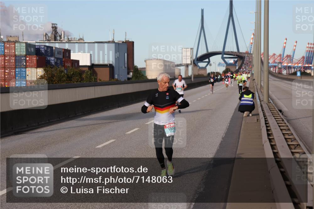 03.10.2024 - Köhlbrandbrückenlauf Luisa Fischer http://msf.ph/oto/7148063 03.10.2024 09:43:08 Position 3 1029 meine-sportfotos.de