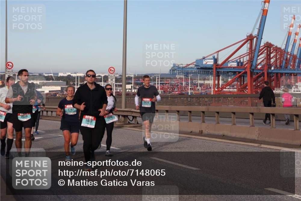 03.10.2024 - Köhlbrandbrückenlauf Matties Gatica Varas http://msf.ph/oto/7148065 03.10.2024 09:44:30 Position 2 1500, 65, 2020, 1747, 1807, 1500, 1, 1973, 2834 meine-sportfotos.de
