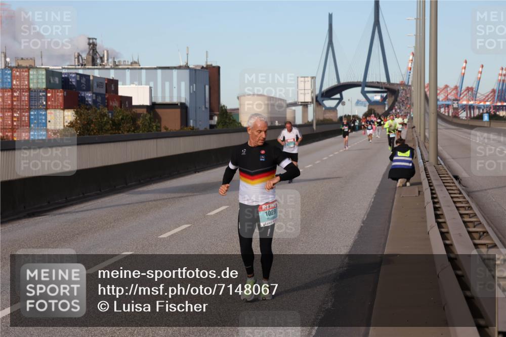 03.10.2024 - Köhlbrandbrückenlauf Luisa Fischer http://msf.ph/oto/7148067 03.10.2024 09:43:09 Position 3 1029 meine-sportfotos.de