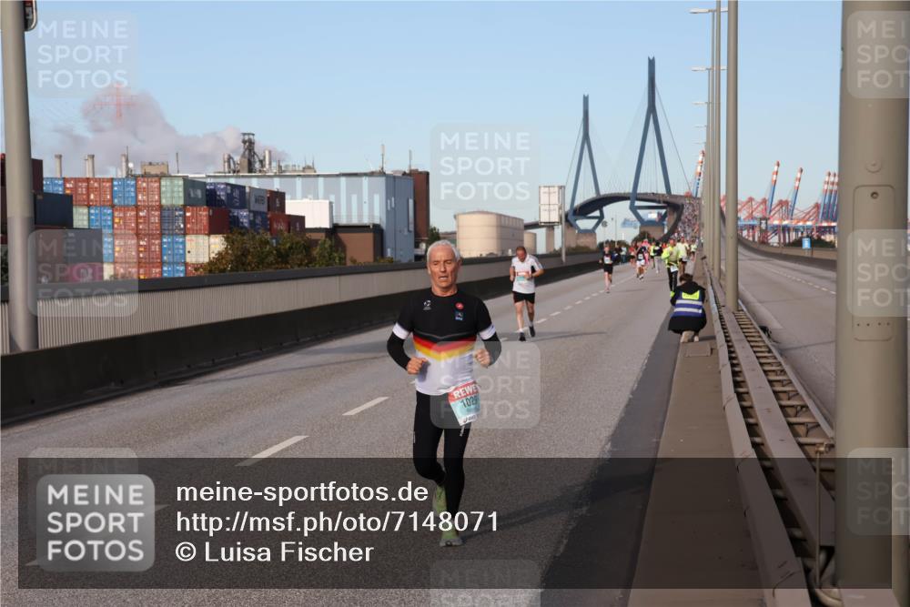 03.10.2024 - Köhlbrandbrückenlauf Luisa Fischer http://msf.ph/oto/7148071 03.10.2024 09:43:09 Position 3 1029 meine-sportfotos.de