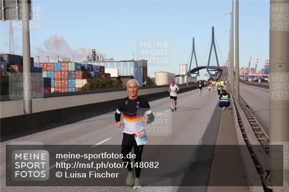 03.10.2024 - Köhlbrandbrückenlauf Luisa Fischer http://msf.ph/oto/7148082 03.10.2024 09:43:10 Position 3 1029 meine-sportfotos.de
