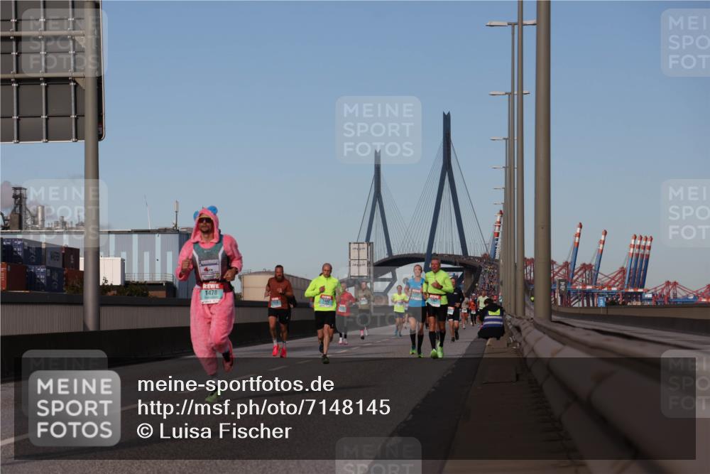 03.10.2024 - Köhlbrandbrückenlauf Luisa Fischer http://msf.ph/oto/7148145 03.10.2024 09:43:48 Position 3 1132, 1478, 1067, 1482 meine-sportfotos.de