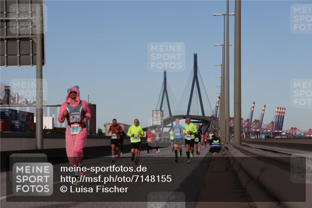 03.10.2024 - Köhlbrandbrückenlauf Luisa Fischer http://msf.ph/oto/7148155 03.10.2024 09:43:49 Position 3 1478, 1067, 1482 meine-sportfotos.de