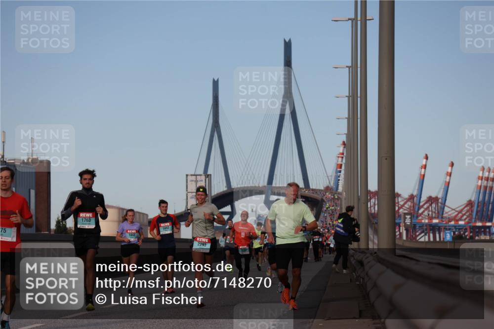 03.10.2024 - Köhlbrandbrückenlauf Luisa Fischer http://msf.ph/oto/7148270 03.10.2024 09:44:11 Position 3 75, 1763, 1443, 1442, 2293 meine-sportfotos.de