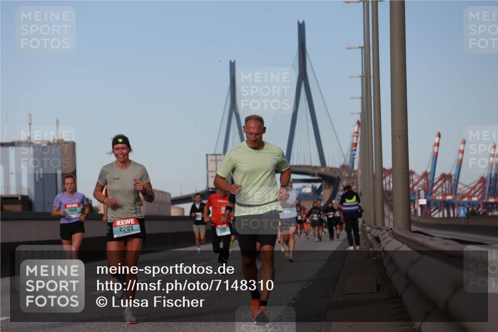 03.10.2024 - Köhlbrandbrückenlauf Luisa Fischer http://msf.ph/oto/7148310 03.10.2024 09:44:15 Position 3 1443, 2293, 1205 meine-sportfotos.de