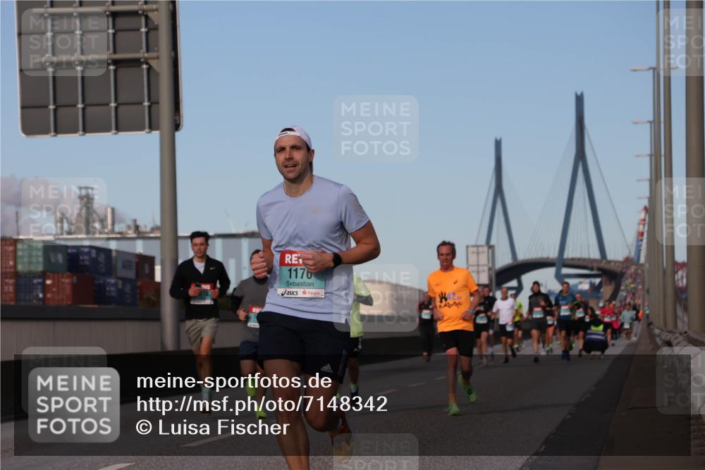 03.10.2024 - Köhlbrandbrückenlauf Luisa Fischer http://msf.ph/oto/7148342 03.10.2024 09:44:28 Position 3 1176 meine-sportfotos.de