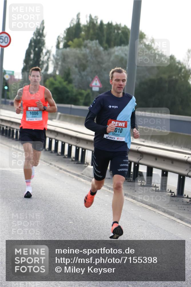 03.10.2024 - Köhlbrandbrückenlauf Miley Keyser http://msf.ph/oto/7155398 03.10.2024 09:09:42 Position 3 50, 1006, 010 meine-sportfotos.de