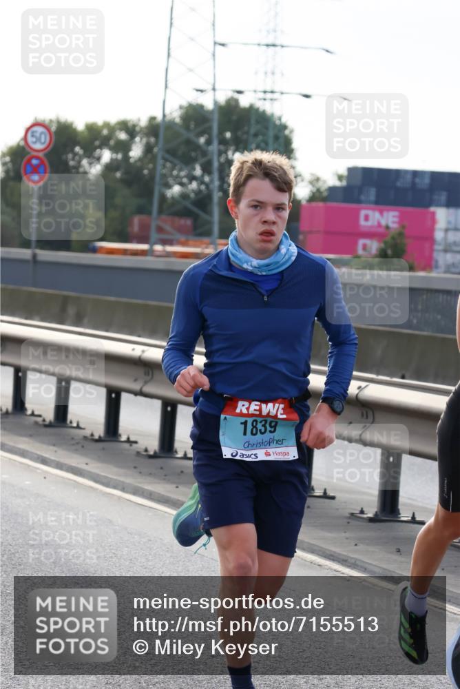 03.10.2024 - Köhlbrandbrückenlauf Miley Keyser http://msf.ph/oto/7155513 03.10.2024 09:10:29 Position 3 50, 1839 meine-sportfotos.de