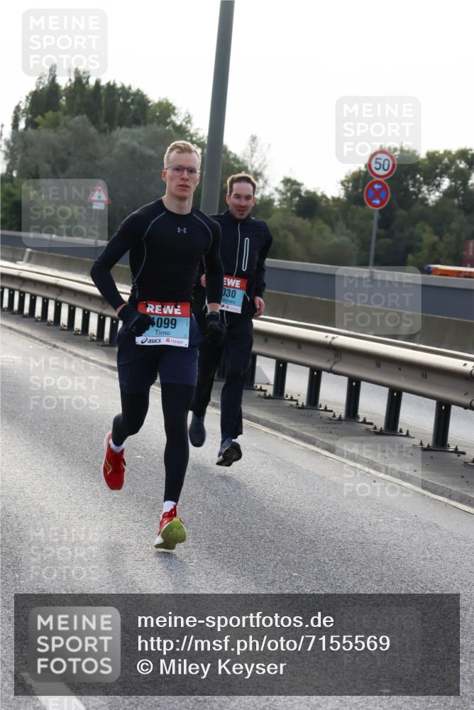 03.10.2024 - Köhlbrandbrückenlauf Miley Keyser http://msf.ph/oto/7155569 03.10.2024 09:10:51 Position 3 099, 030, 50 meine-sportfotos.de