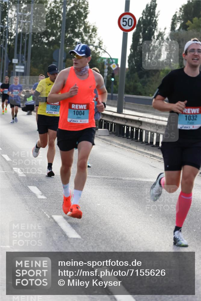 03.10.2024 - Köhlbrandbrückenlauf Miley Keyser http://msf.ph/oto/7155626 03.10.2024 09:11:07 Position 3 50, 50, 1052, 1004, 1032 meine-sportfotos.de