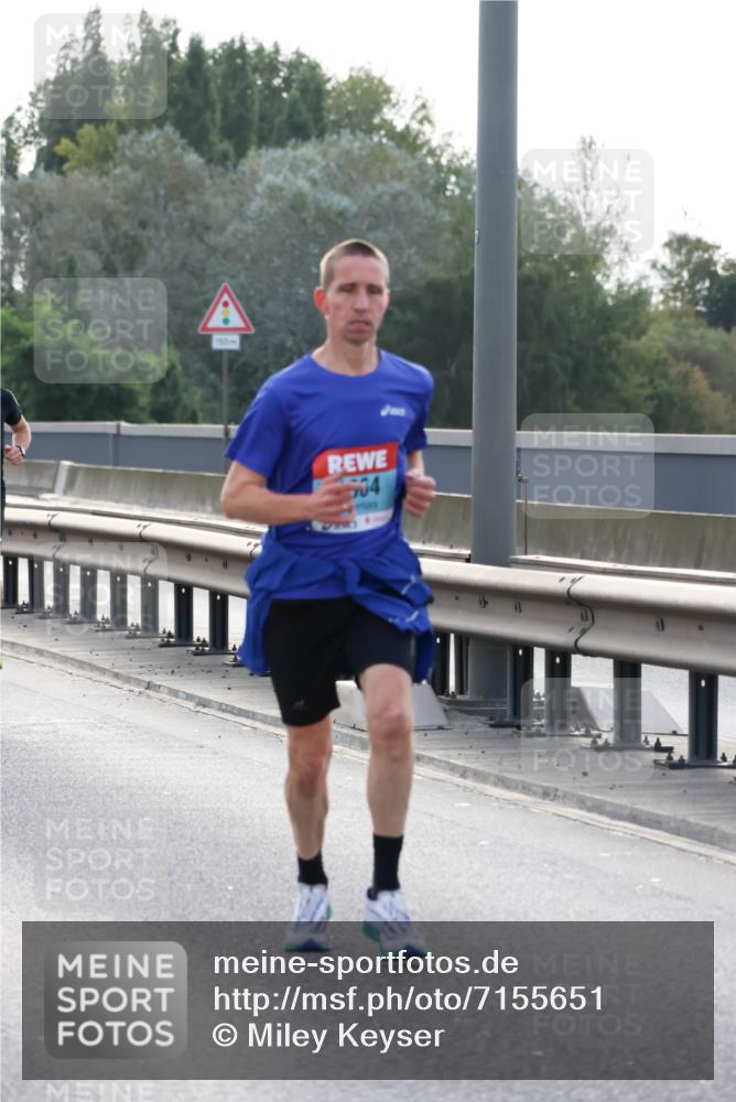 03.10.2024 - Köhlbrandbrückenlauf Miley Keyser http://msf.ph/oto/7155651 03.10.2024 09:11:22 Position 3 150, 504 meine-sportfotos.de