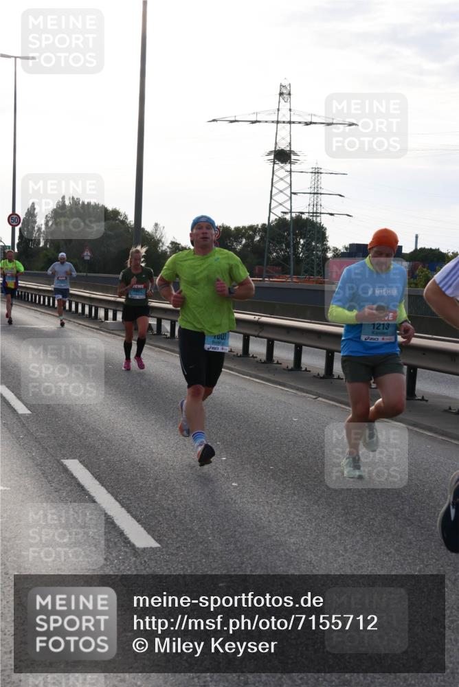 03.10.2024 - Köhlbrandbrückenlauf Miley Keyser http://msf.ph/oto/7155712 03.10.2024 09:11:40 Position 3 1027, 1005, 1213 meine-sportfotos.de