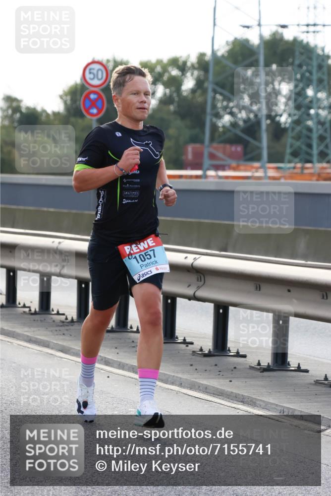 03.10.2024 - Köhlbrandbrückenlauf Miley Keyser http://msf.ph/oto/7155741 03.10.2024 09:11:48 Position 3 50, 1057 meine-sportfotos.de