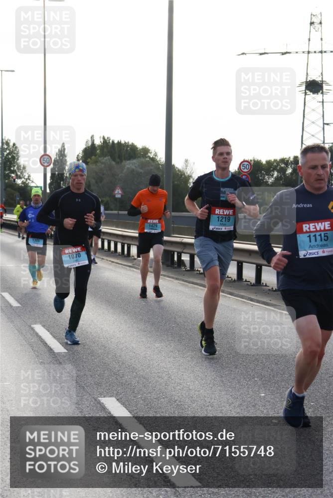 03.10.2024 - Köhlbrandbrückenlauf Miley Keyser http://msf.ph/oto/7155748 03.10.2024 09:11:50 Position 3 50, 1335, 1070, 50, 1429, 1219, 1115 meine-sportfotos.de