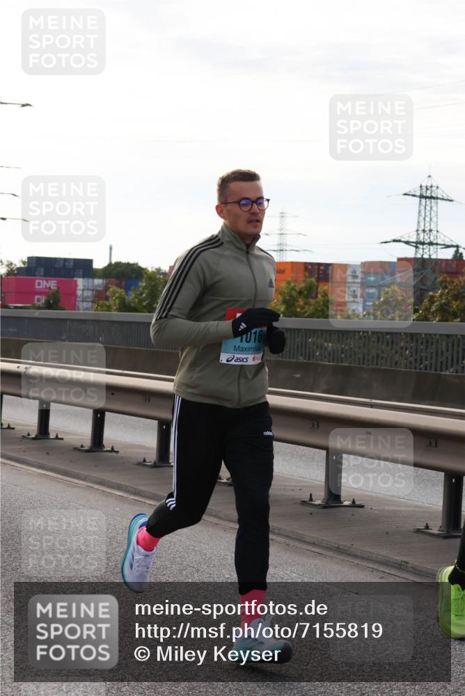 03.10.2024 - Köhlbrandbrückenlauf Miley Keyser http://msf.ph/oto/7155819 03.10.2024 09:12:07 Position 3 1016 meine-sportfotos.de