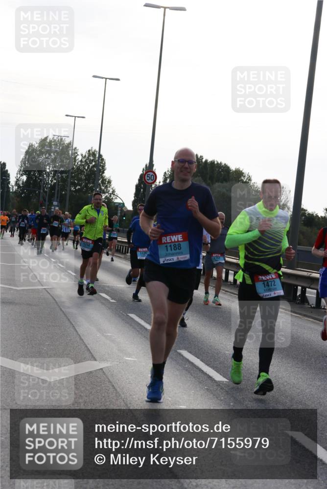 03.10.2024 - Köhlbrandbrückenlauf Miley Keyser http://msf.ph/oto/7155979 03.10.2024 09:12:45 Position 3 50, 1250, 1188, 1121, 1162, 1472 meine-sportfotos.de