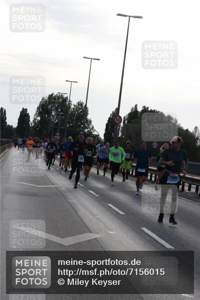 03.10.2024 - Köhlbrandbrückenlauf Miley Keyser http://msf.ph/oto/7156015 03.10.2024 09:12:52 Position 3 1197, 1083, 50, 1089 meine-sportfotos.de