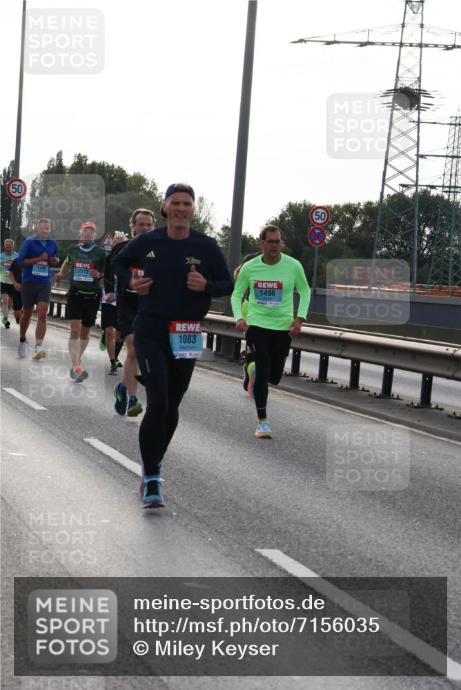 03.10.2024 - Köhlbrandbrückenlauf Miley Keyser http://msf.ph/oto/7156035 03.10.2024 09:12:57 Position 3 50, 1349, 1512, 50, 1496, 1083, 50 meine-sportfotos.de