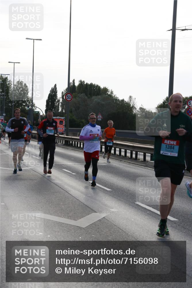 03.10.2024 - Köhlbrandbrückenlauf Miley Keyser http://msf.ph/oto/7156098 03.10.2024 09:13:14 Position 3 1461, 9, 39, 1384 meine-sportfotos.de